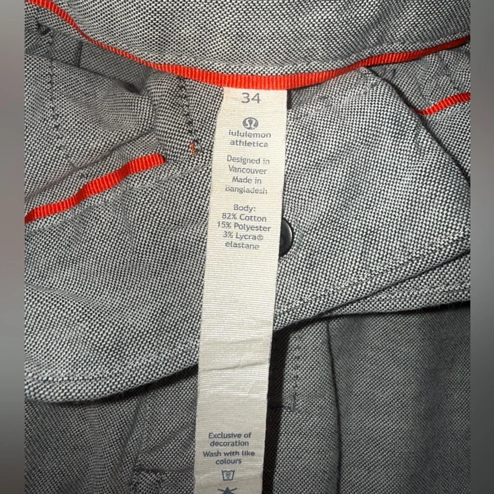 Lululemon Men’s Classic Flat Front Oxford Shorts 10” Inseam Waist 34”